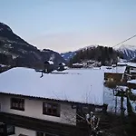 別荘 Gg Haus Zillertal フィンケンベルク