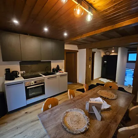 Gg Haus Zillertal Apartman
